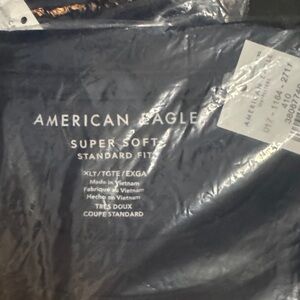 American Eagle Outfitters  Classic Dark NAVY T-Shirts-SUPER SOFT